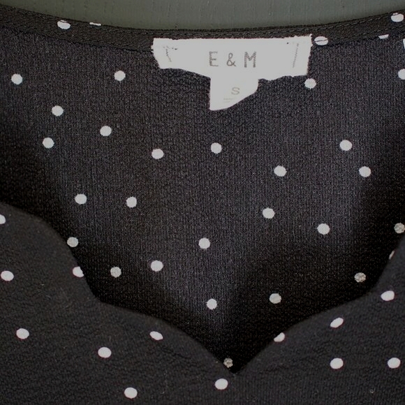 E & M | Dressy Tank Top - Picture 2 of 5